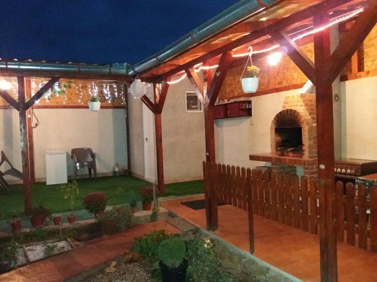 Vila Arjana Orsova Bagian luar foto