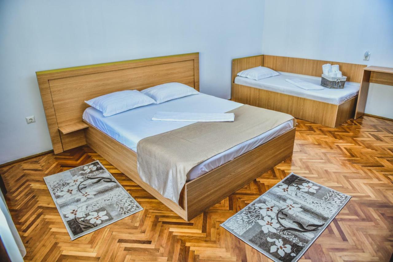 Vila Arjana Orsova Bagian luar foto
